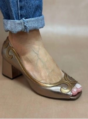 SAPATO PEEP TOE EM COURO